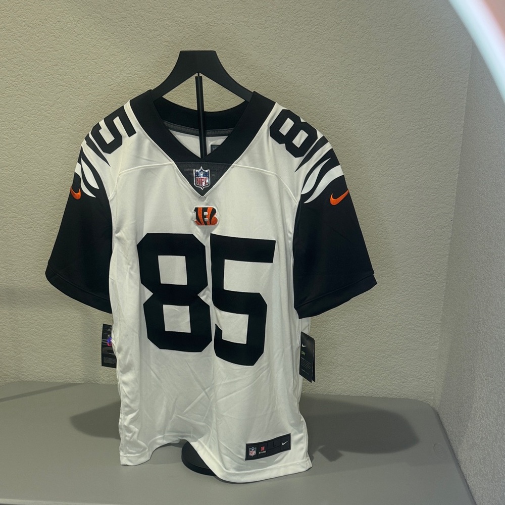 Nike Black and White Football Jersey with Number 85